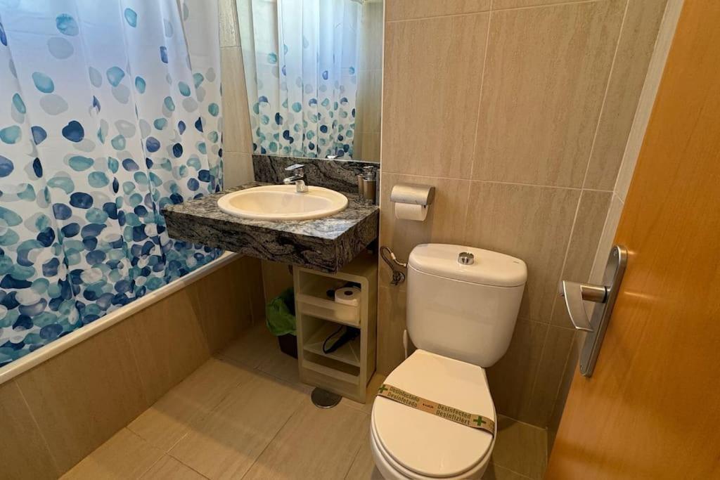 Apartamento A Pie De Playa Con Terraza Y Piscinas Apartment Benalmadena Exterior photo