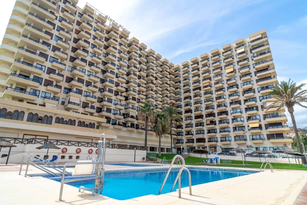 Apartamento A Pie De Playa Con Terraza Y Piscinas Apartment Benalmadena Exterior photo